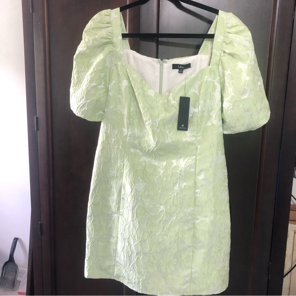 Light green Lulus dress NWT
